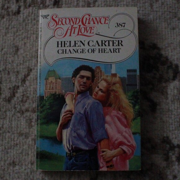 Vintage Second Chance at Love "Change of Heart" Paperback Book - Picture 1 of 8